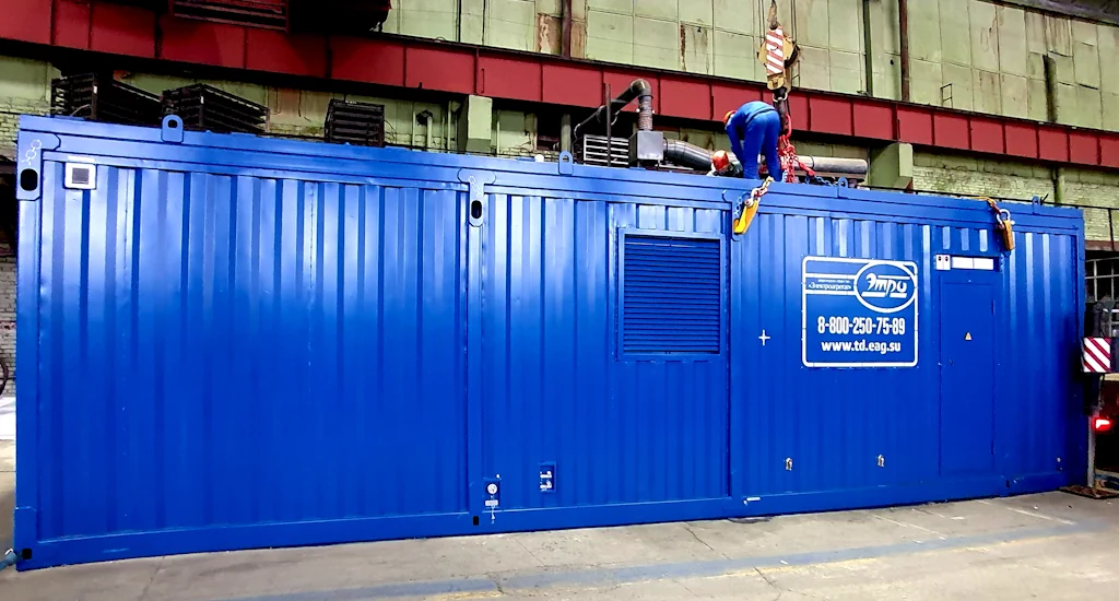 Дизельный генератор ЭТРО мощность 2000 кВт 400В Yuchai в утепленном контейнере "Север" Дизельный генератор с двигателем Yuchai в утепленном контейнере "Север"